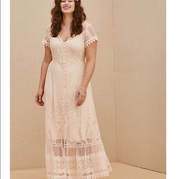 torrid Dresses & Skirts - 🆕 Torrid NWT Ivory Lace Maxi Dress 2X